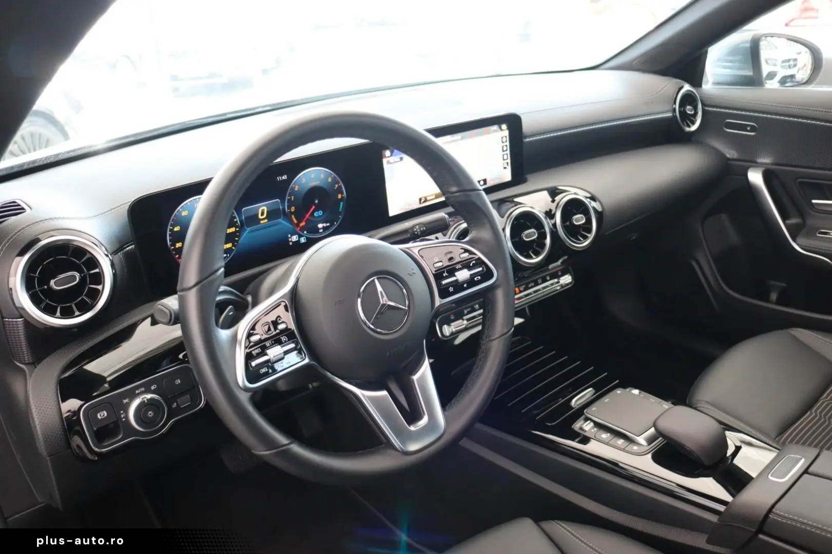 MERCEDES-BENZ CLA 250e Progressive Leder Navi Panoramad. SHZ