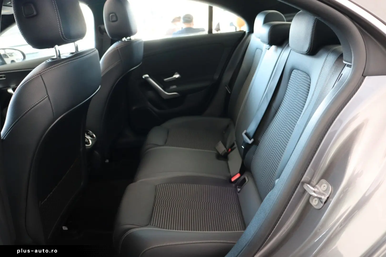 MERCEDES-BENZ CLA 250e Progressive Leder Navi Panoramad. SHZ