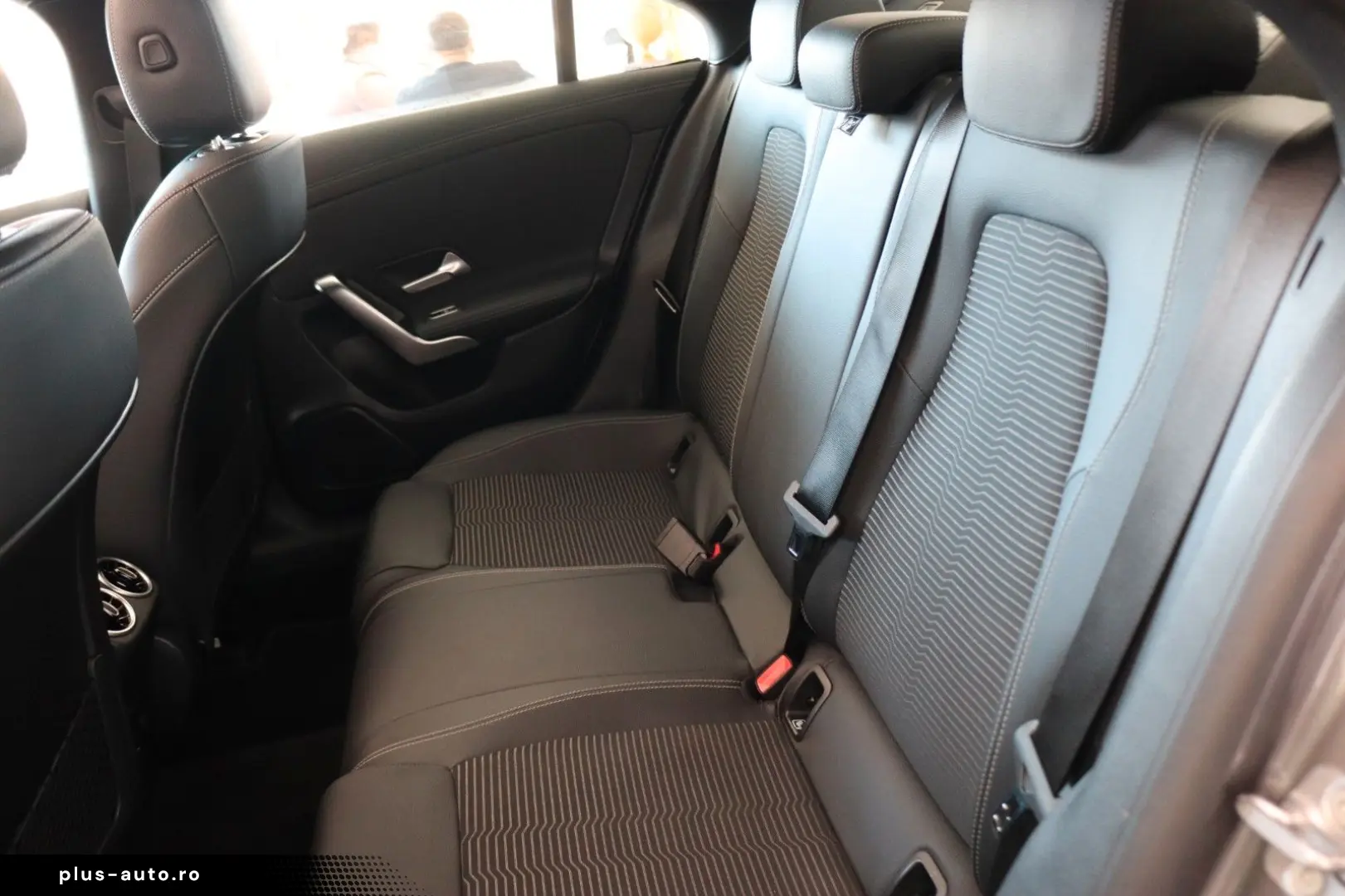 MERCEDES-BENZ CLA 250e Progressive Leder Navi Panoramad. SHZ