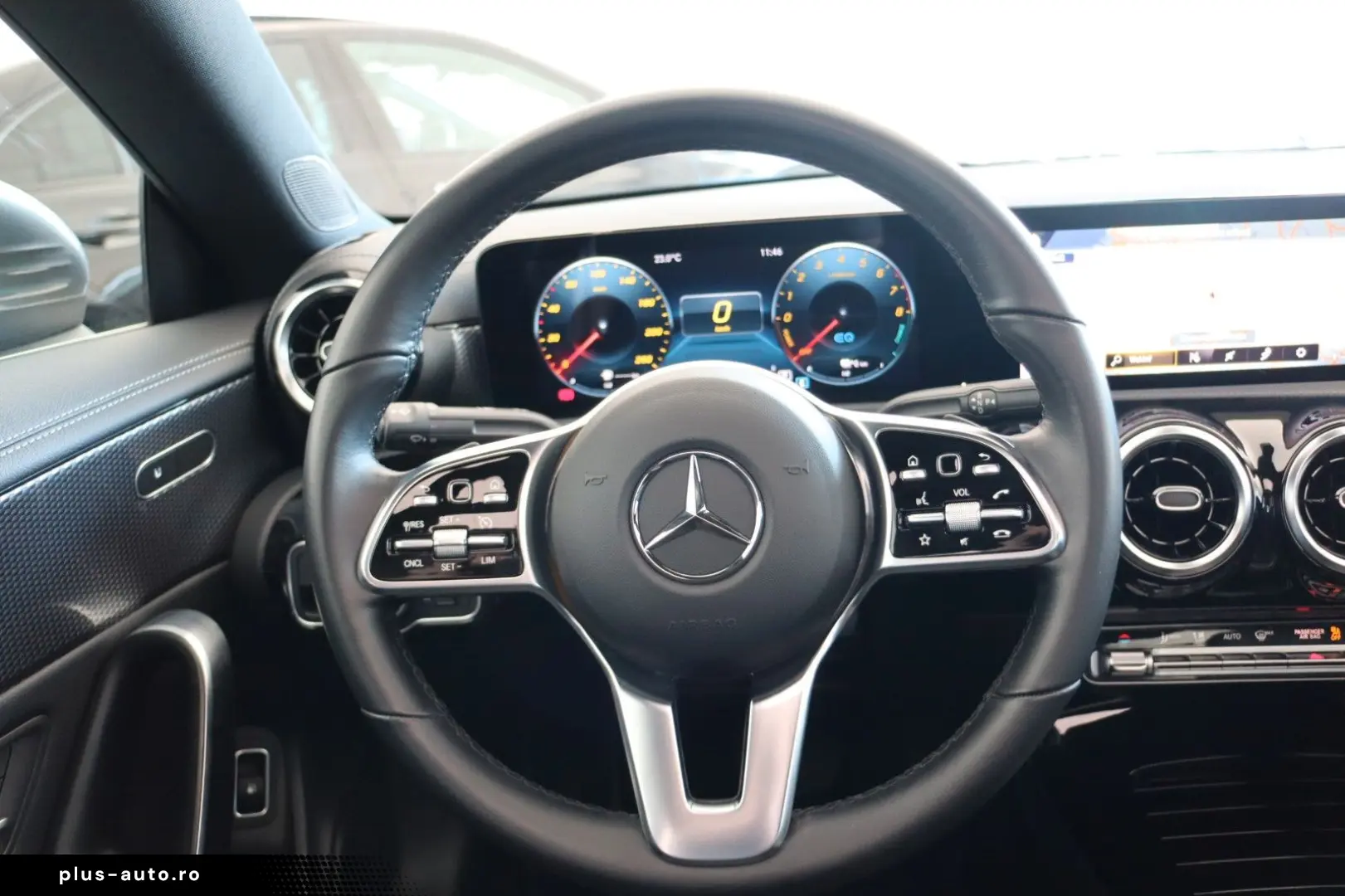 MERCEDES-BENZ CLA 250e Progressive Leder Navi Panoramad. SHZ