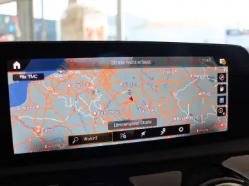 MERCEDES-BENZ CLA 250e Progressive Leder Navi Panoramad. SHZ