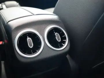 MERCEDES-BENZ CLA 250e Progressive Leder Navi Panoramad. SHZ