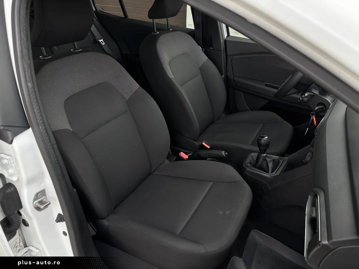 Dacia Logan TCe 90 MT6 Expression