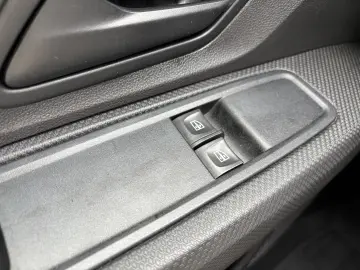 Dacia Logan TCe 90 MT6 Expression