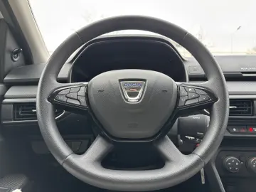 Dacia Logan TCe 90 MT6 Expression