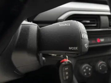 Dacia Logan TCe 90 MT6 Expression