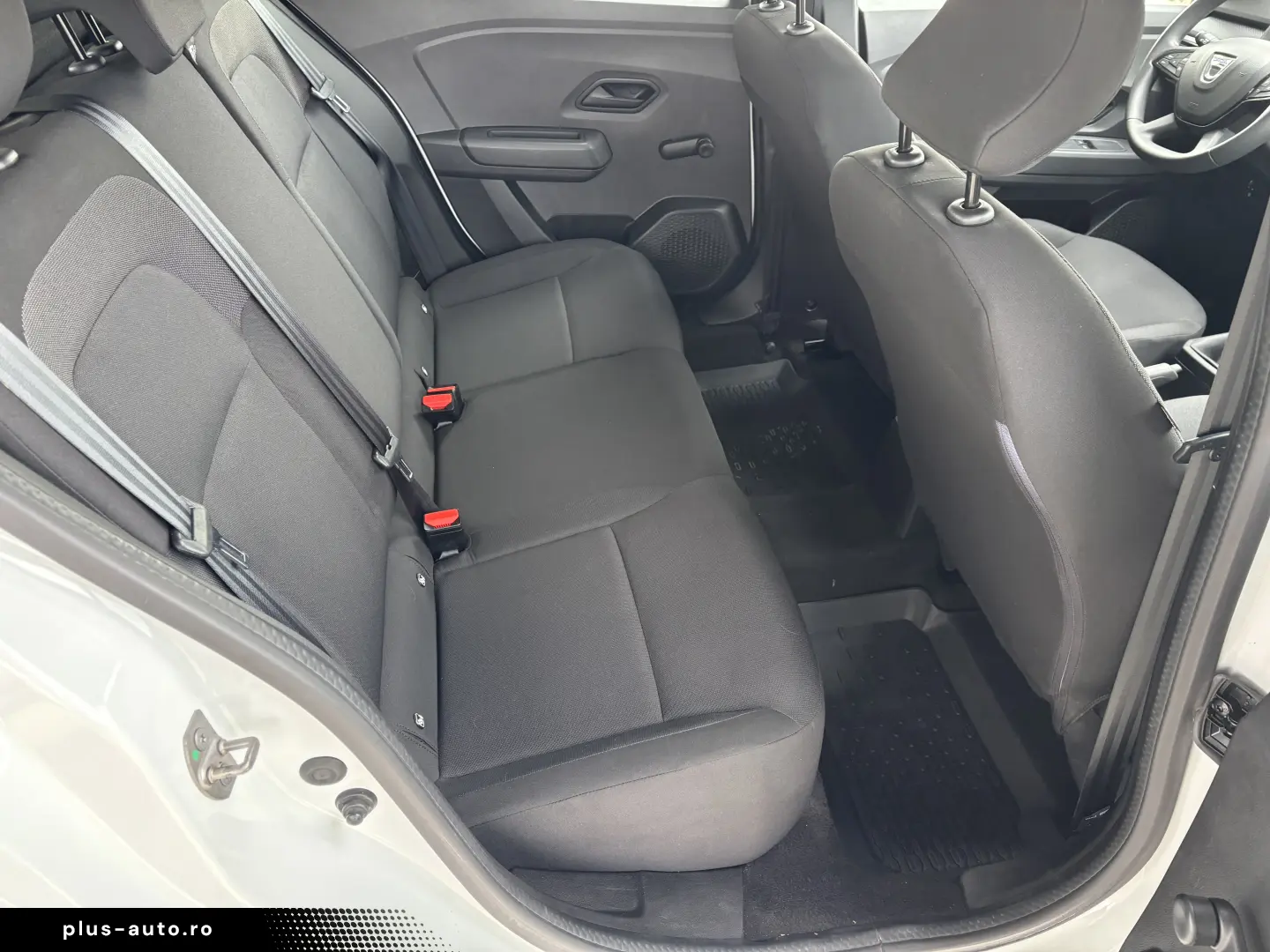 Dacia Logan TCe 90 MT6 Expression