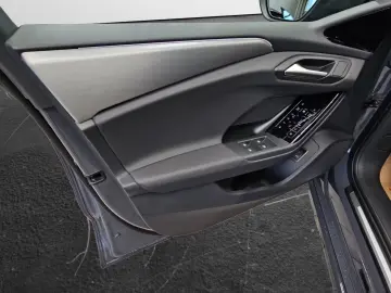 Audi A6 Sportback e-tron AHK LED Kamera PDC LM Tempo