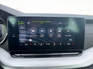 Škoda Octavia Combi STYLE 2.0 TDI DSG