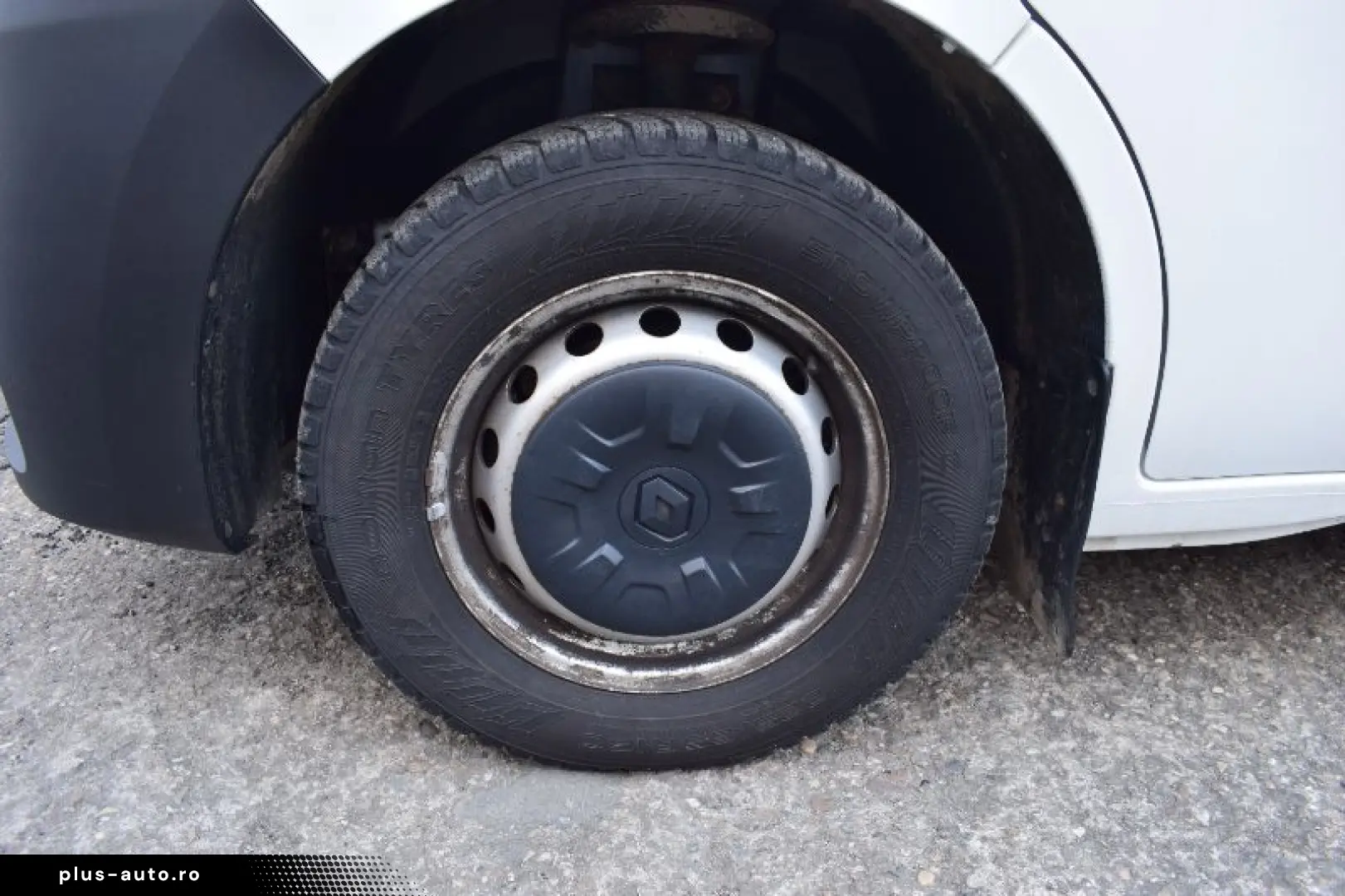 RENAULT MASTER 2.3 dCi 180 3 5t L2H2 Front Basis