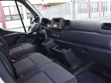 RENAULT MASTER 2.3 dCi 180 3 5t L2H2 Front Basis