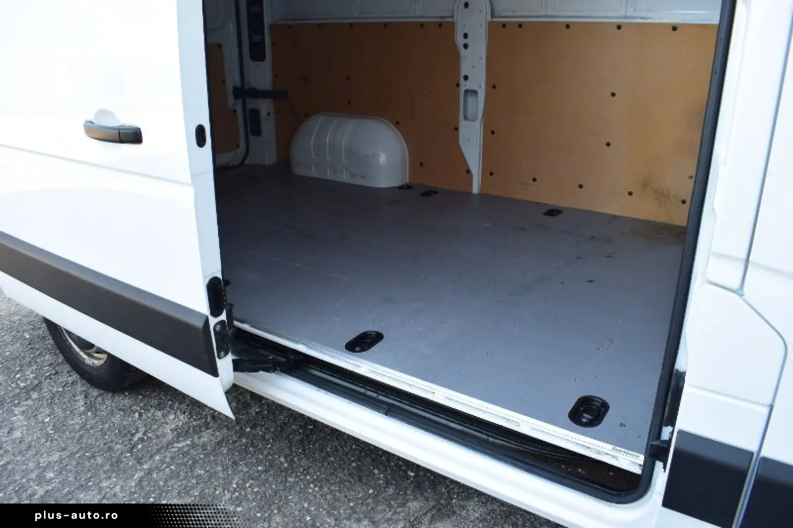 RENAULT MASTER 2.3 dCi 180 3 5t L2H2 Front Basis