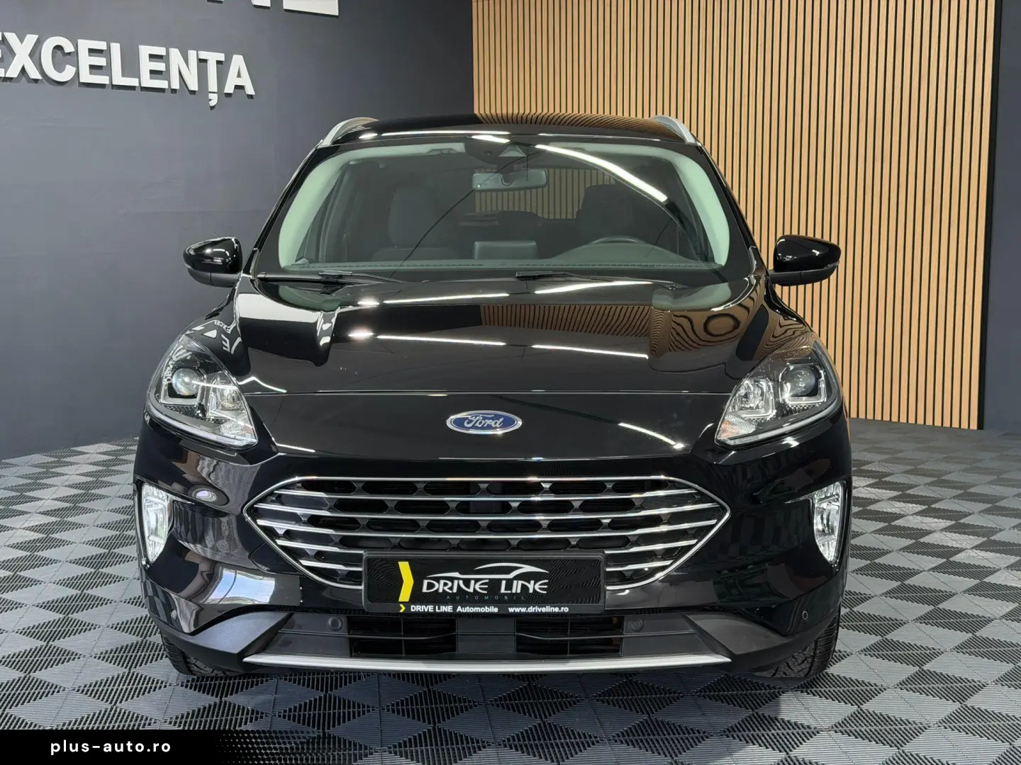 FORD Kuga 2.5 Duratec PHEV TITANIUM