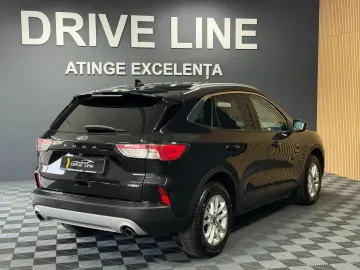 FORD Kuga 2.5 Duratec PHEV TITANIUM