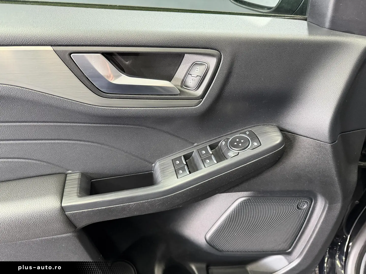 FORD Kuga 2.5 Duratec PHEV TITANIUM