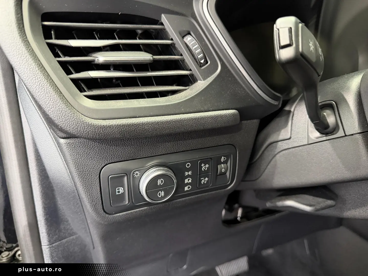 FORD Kuga 2.5 Duratec PHEV TITANIUM