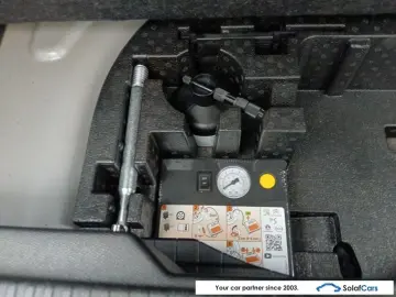 PEUGEOT 2008 EV 50 kWh Aut. LED Navi KeylessGo Camera K