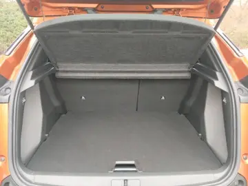 PEUGEOT 2008 Active Pack KLIMA  ZV  PDC  RFK  BC  Klima