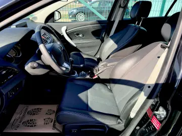 Renault Megane  2012