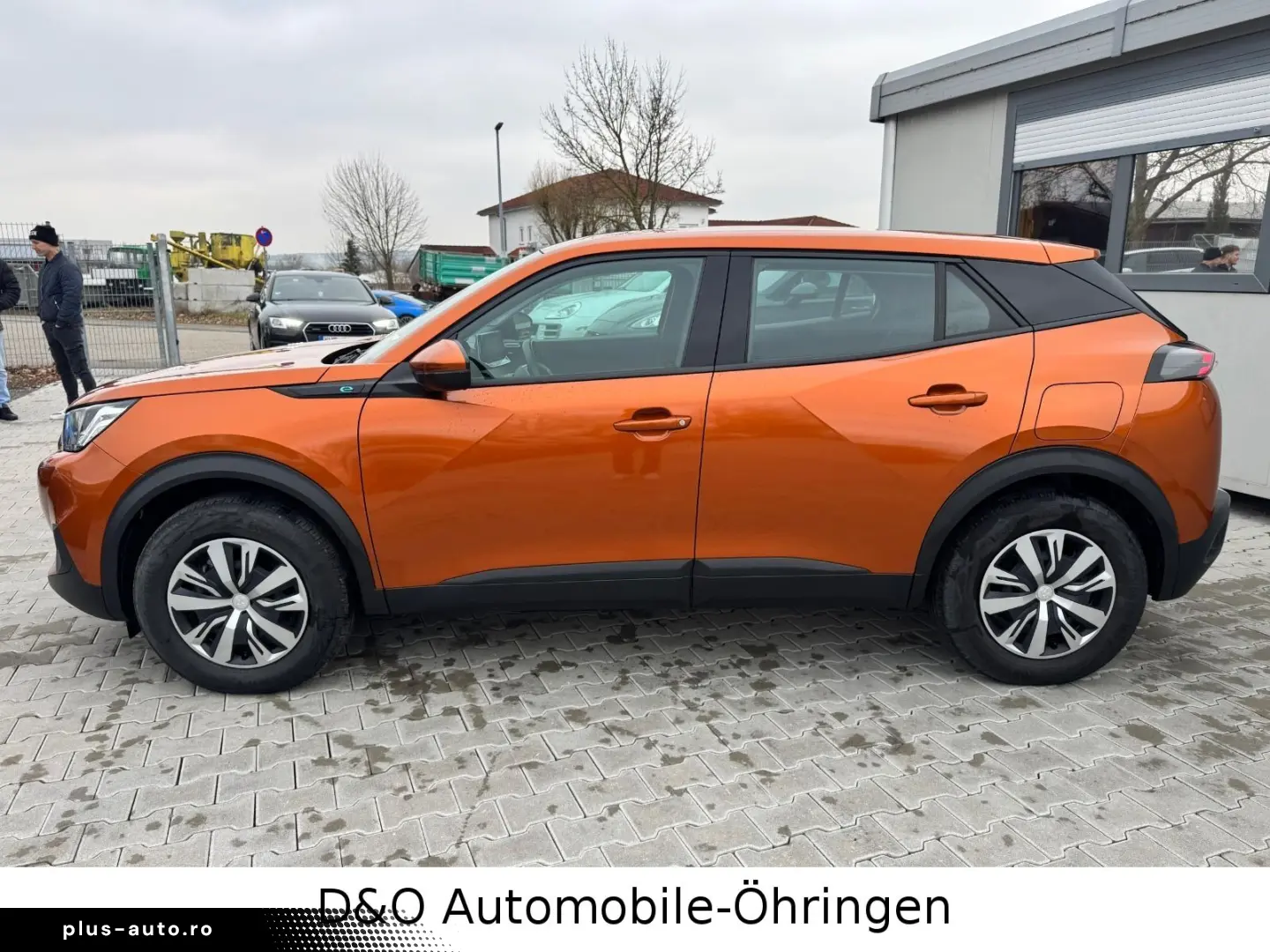 PEUGEOT 2008 e- Active Navi PDC LM-Felgen  1.-Hand