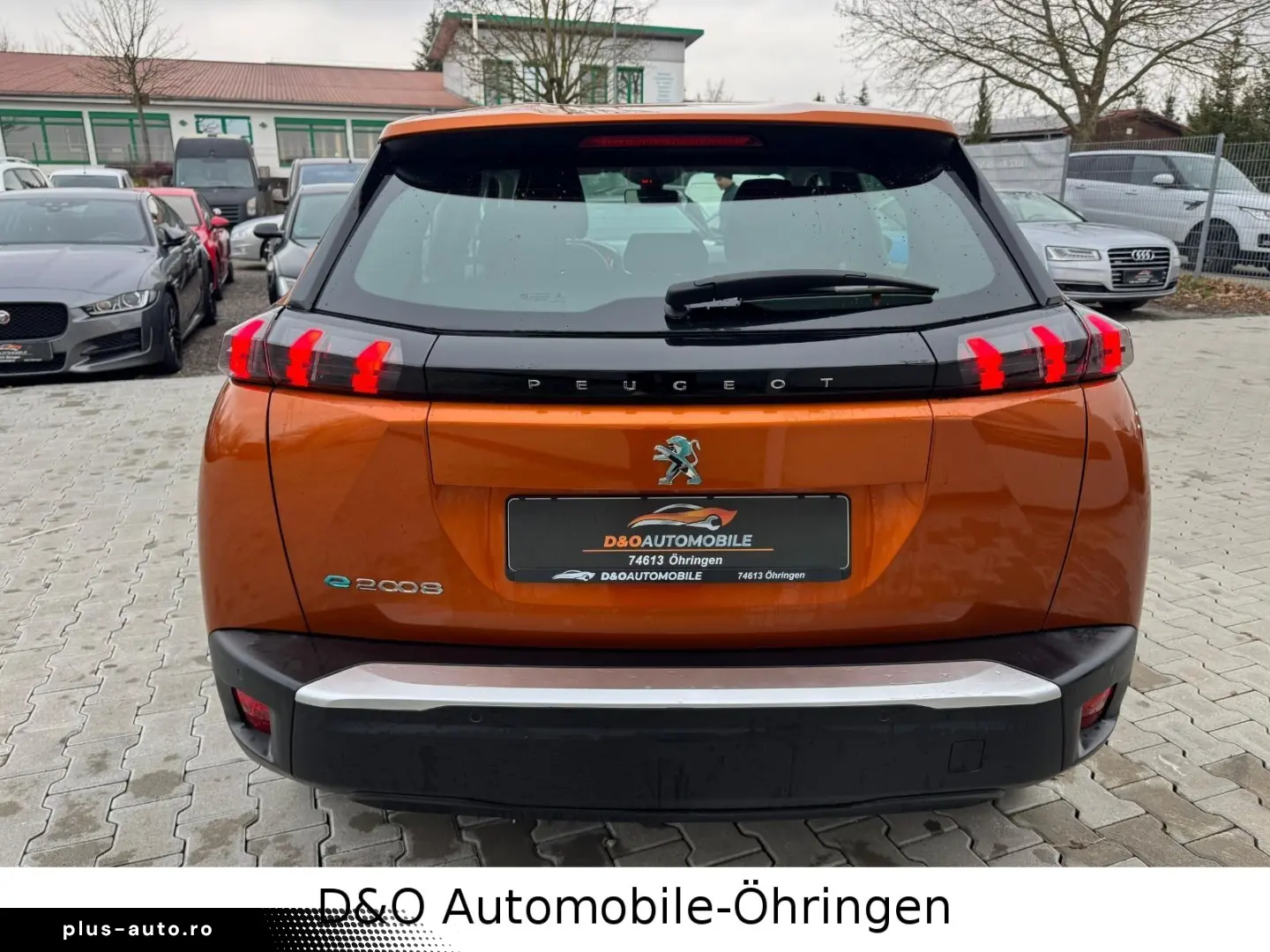 PEUGEOT 2008 e- Active Navi PDC LM-Felgen  1.-Hand