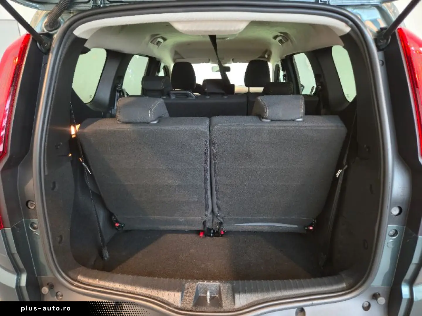 DACIA JOGGER 1.6 Hybrid 140HP EXTREME 7 locuri