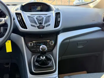 Ford C-Max Titanium  2012