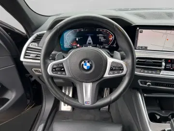 BMW X6 xDr40d MSp AirSusp IconicGl DAProf HUD Ventil 360