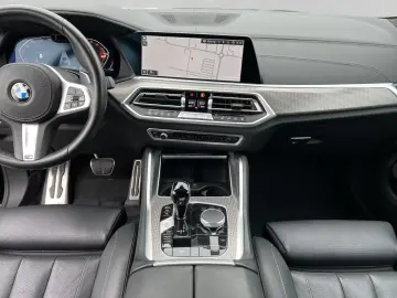 BMW X6 xDr40d MSp AirSusp IconicGl DAProf HUD Ventil 360