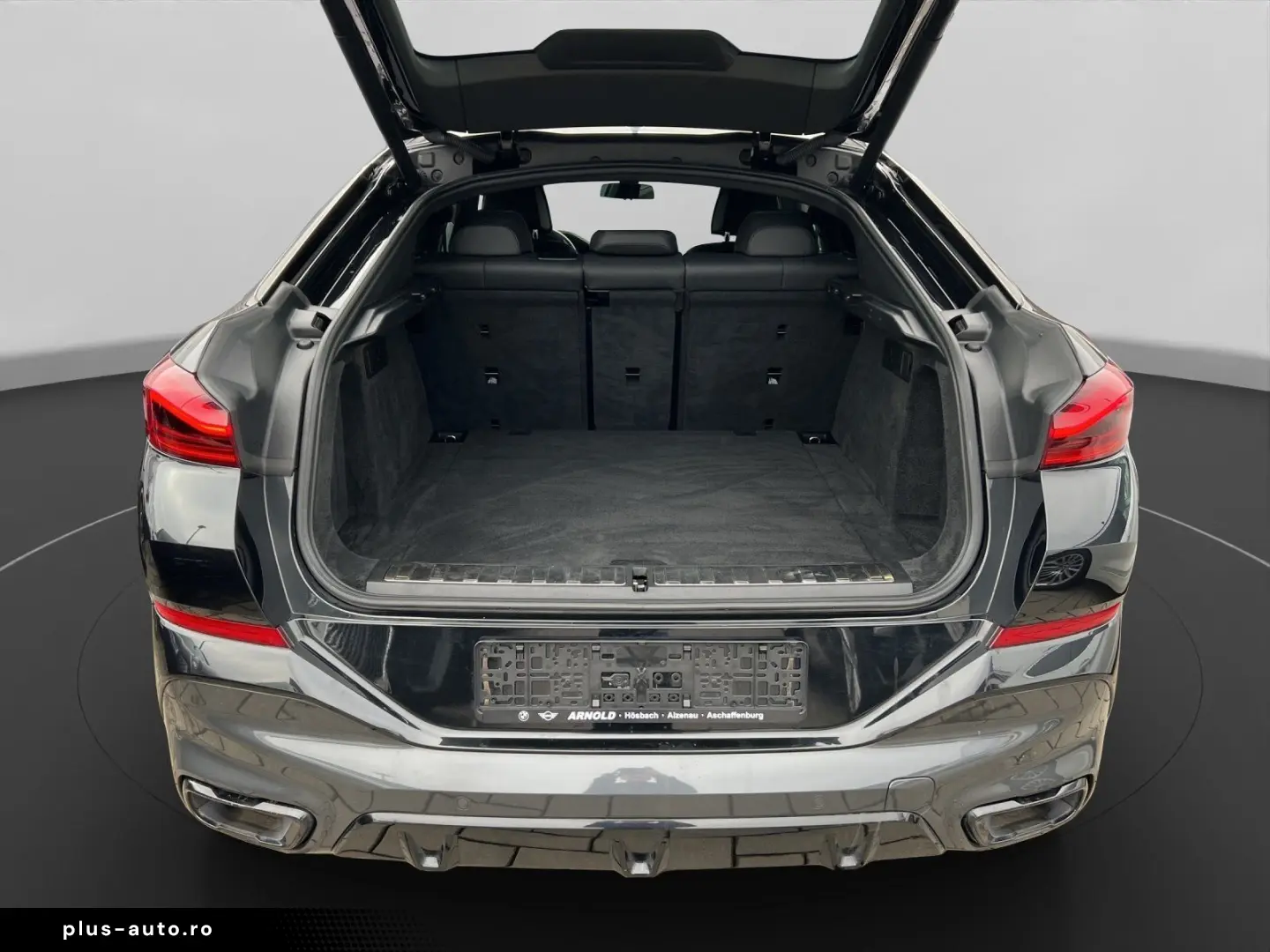 BMW X6 xDr40d MSp AirSusp IconicGl DAProf HUD Ventil 360