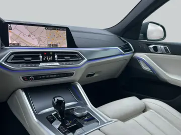 BMW X6 xDr30d Massage Ventilation HUD