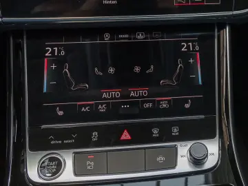 Audi A8 50 TDI Q S LINE HD-MATRIX LM20 CAMERA