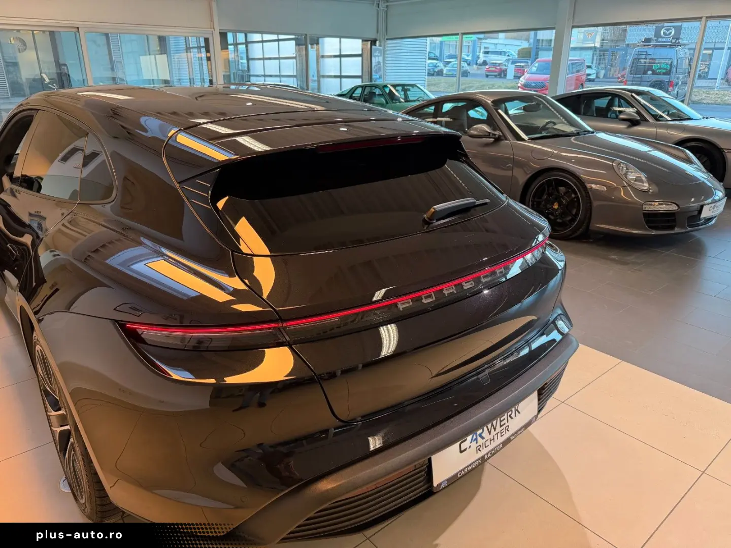 PORSCHE Taycan Sport Turismo Perf. Bat.  Sport Chrono