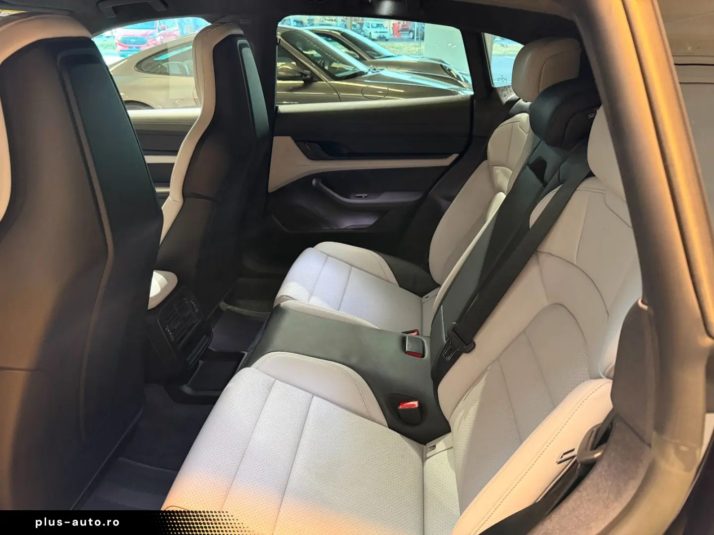 PORSCHE Taycan Sport Turismo Perf. Bat.  Sport Chrono