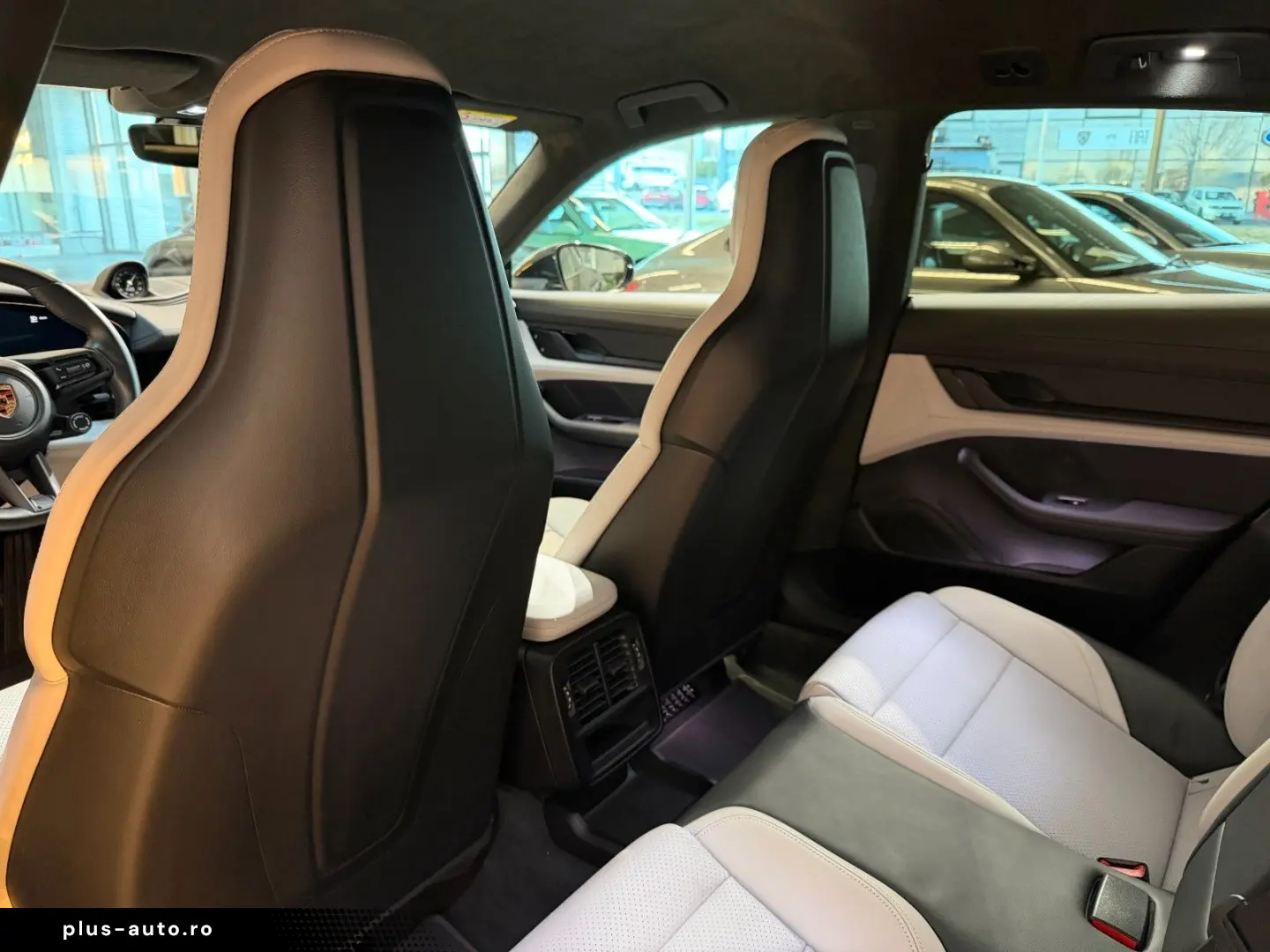 PORSCHE Taycan Sport Turismo Perf. Bat.  Sport Chrono