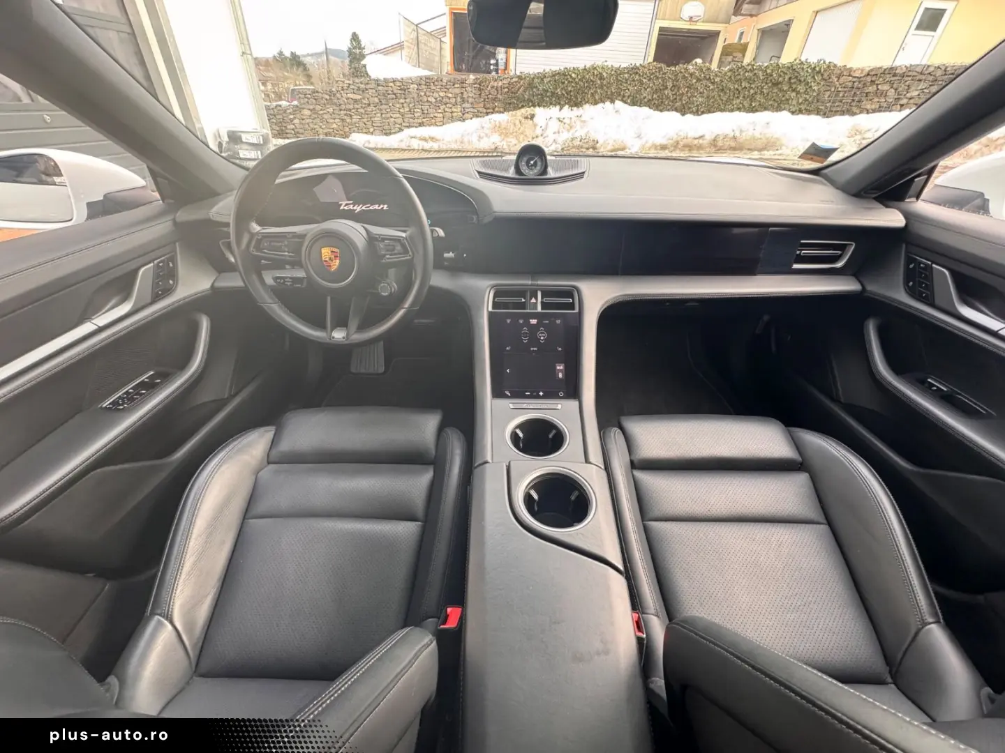 PORSCHE Taycan 92 % Batterieleistung HU Neu  Panorama