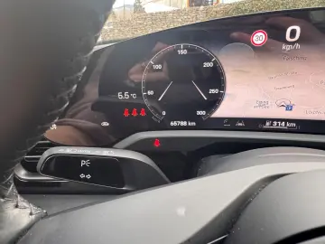 PORSCHE Taycan 92 % Batterieleistung HU Neu  Panorama