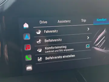 PORSCHE Taycan 92 % Batterieleistung HU Neu  Panorama