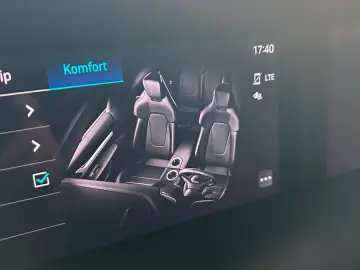 PORSCHE Taycan 92 % Batterieleistung HU Neu  Panorama