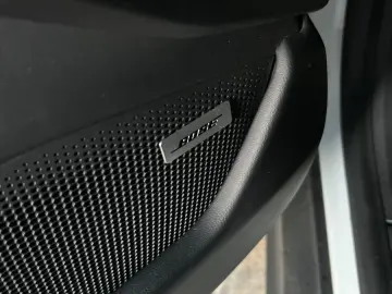 PORSCHE Taycan 92 % Batterieleistung HU Neu  Panorama