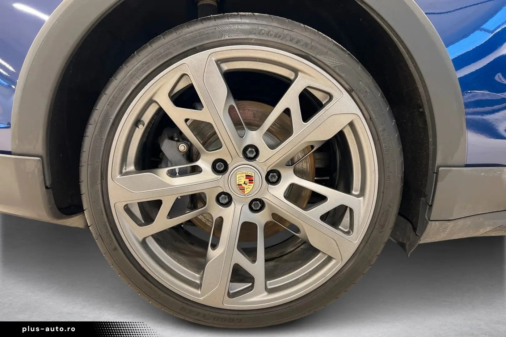 PORSCHE Cross Turismo 4   Offroad Design   4 wheel steer