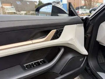 PORSCHE Taycan 4 S InooDrive Pano Keyless BFDisplay 21