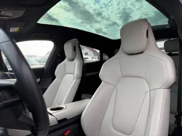 PORSCHE Taycan 4 S InooDrive Pano Keyless BFDisplay 21