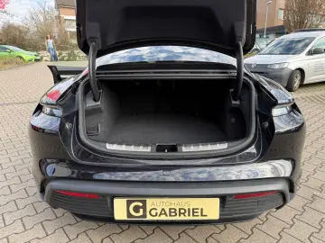 PORSCHE Taycan 4 S InooDrive Pano Keyless BFDisplay 21