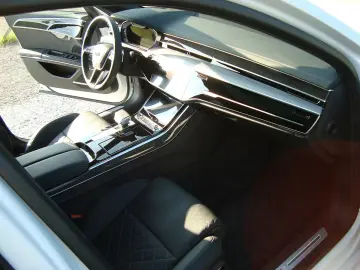 Audi A8 60 TFSI e Quattro S8 Pachet Sport Complet echipat