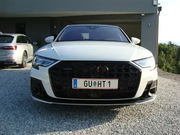 Audi A8 60 TFSI e Quattro S8 Pachet Sport Complet echipat