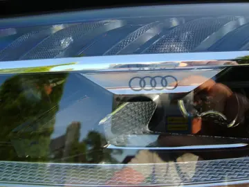 Audi A8 60 TFSI e Quattro S8 Pachet Sport Complet echipat