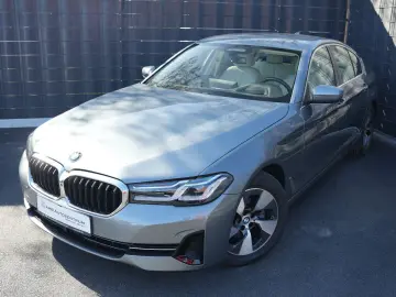 BMW 520d XDrive LASER HEADUP ACC DDC ABL STANDHZG
