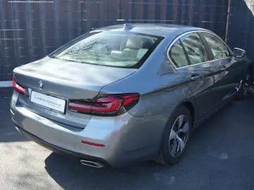 BMW 520d XDrive LASER HEADUP ACC DDC ABL STANDHZG