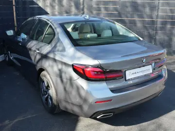 BMW 520d XDrive LASER HEADUP ACC DDC ABL STANDHZG